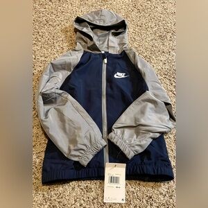 NWT Boy’s Nike Midnight Navy and Gray Jacket Windbreaker size 7